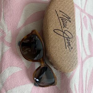 Maui Jim Brown Sunglasses with Case
